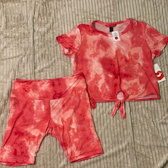 Hot Kiss Two Piece Set - Picture 1 of 4